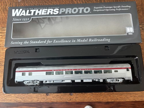 Walthers 85' Budd 1-cajón, salón 29 asientos Southern Pacific 920-13008 | Condition: Used