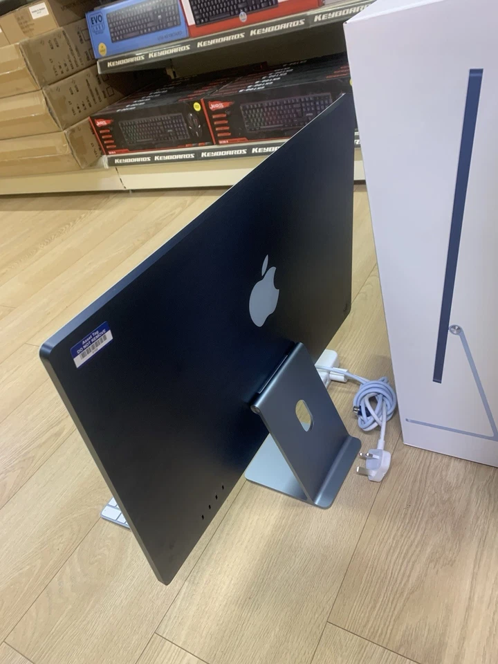iMac 24 inch M1 Processor 16GB RAM 512GB SSD 4.5K Retina 2021 Blue Locked (2) - Image 4 of 4