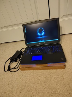 Alienware 17 R2 17.3'' Gaming Laptop i7-4980HQ GTX 980M 16 GB 128 GB + 500 GB hdd