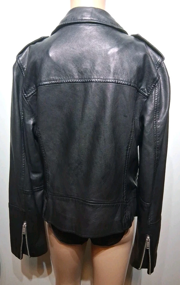 Chaqueta de cuero Aqua para mujer negra Moto bolsillos con cremallera en el puño talla L Foto 4 de 4
