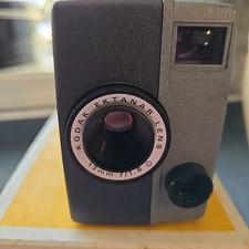 Kodak M4 Instamatic Movie Camera Super 8 Ektanar 1.8/13mm