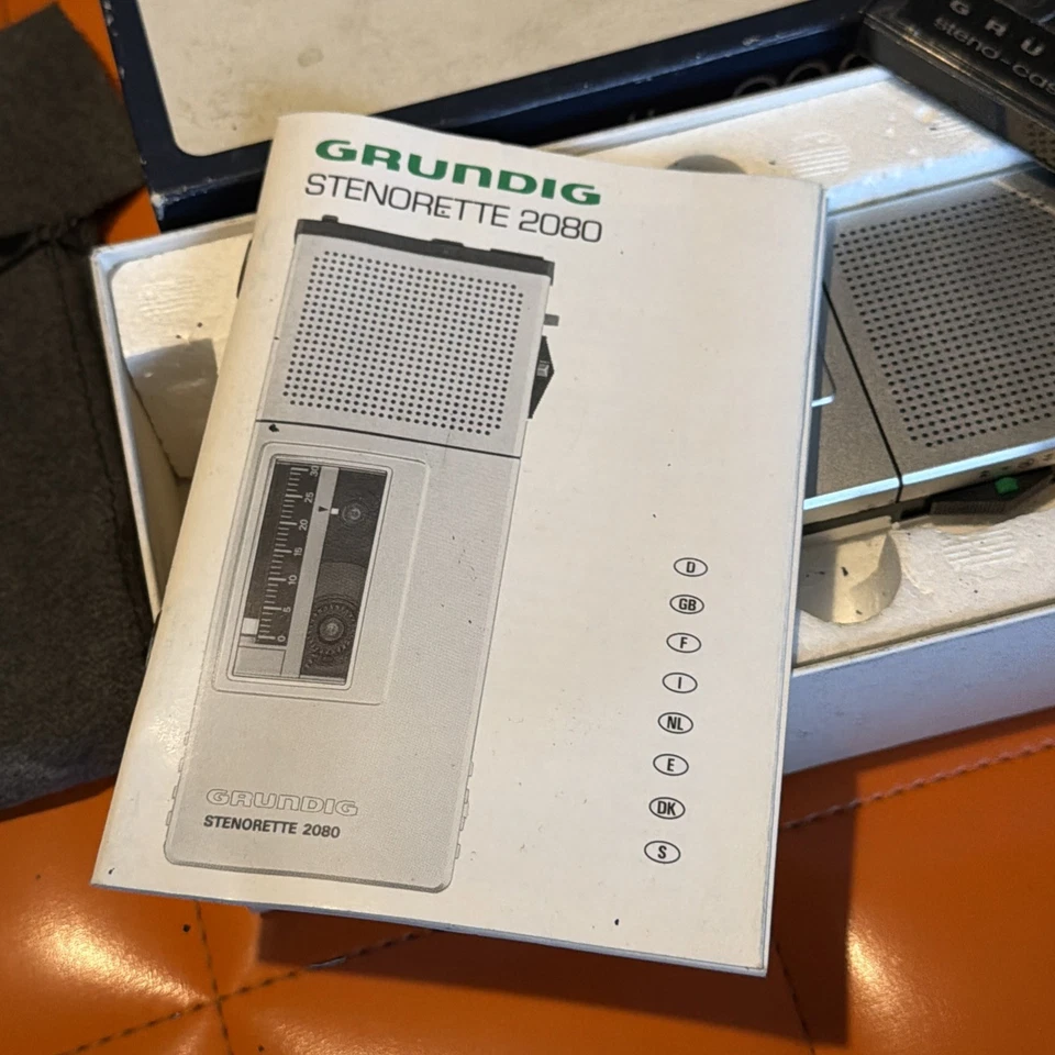 Grundig Stenorette 2080 Diktiergerät Sprachaufzeichnung Memo Silber Vintage OVP - Bild 2 von 4