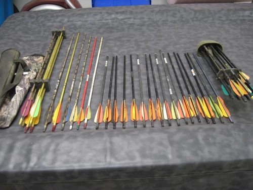 LOT OF 35 ARROWS & 3 QUIVERS