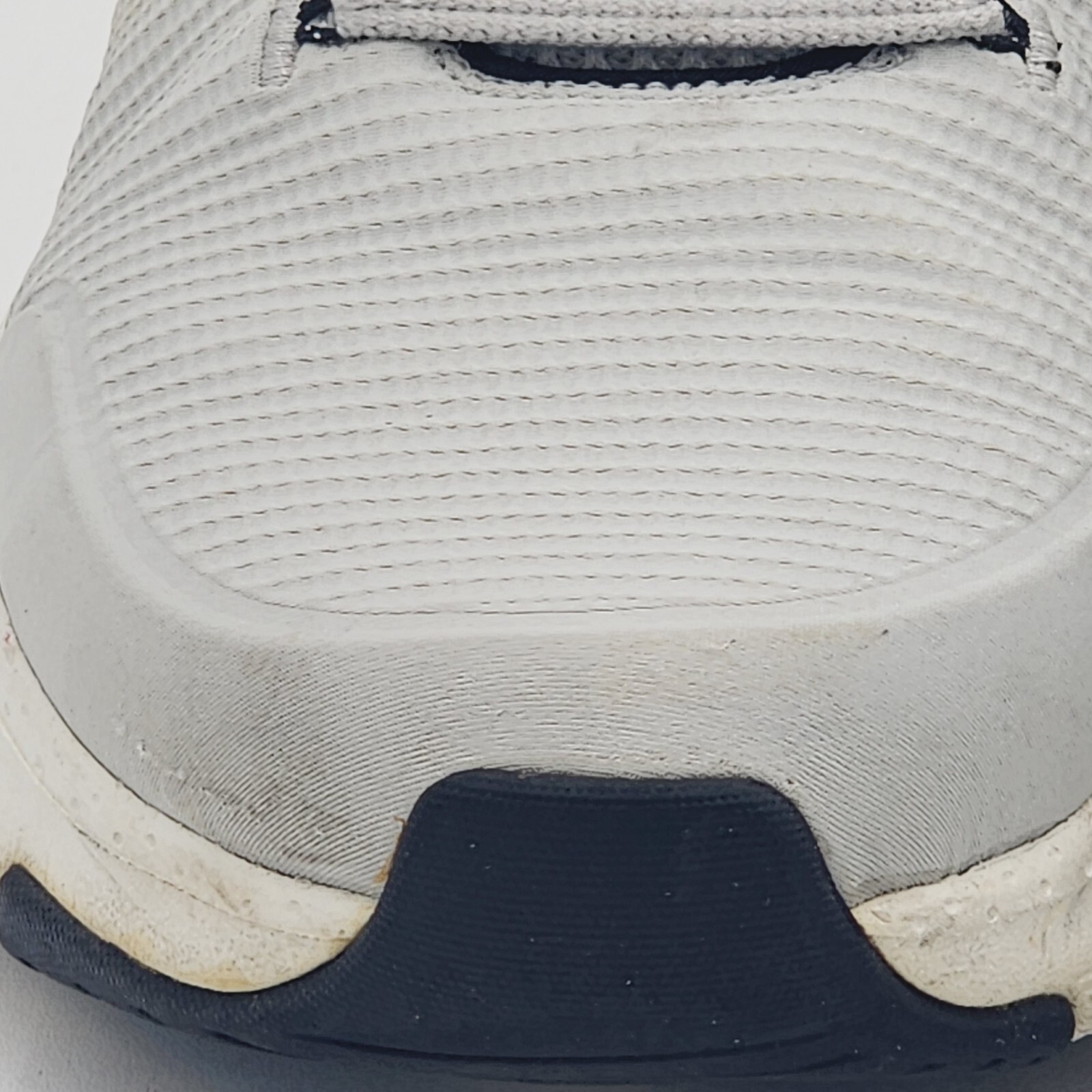 SAOLA Skechers Uomo Arch Fit 232200 Sneaker da Corsa Basse con Lacci Taglia 8 5 US