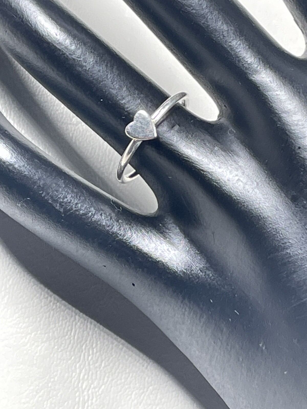 925 STERLING SILVER HEART STACKABLE RING SIZE 6 D… - image 3