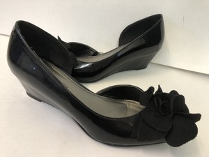 cl by laundry black wedge