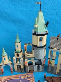 LEGO Harry Potter: Vintage Set 4709 Hogwarts Castle W/Instructions - Read