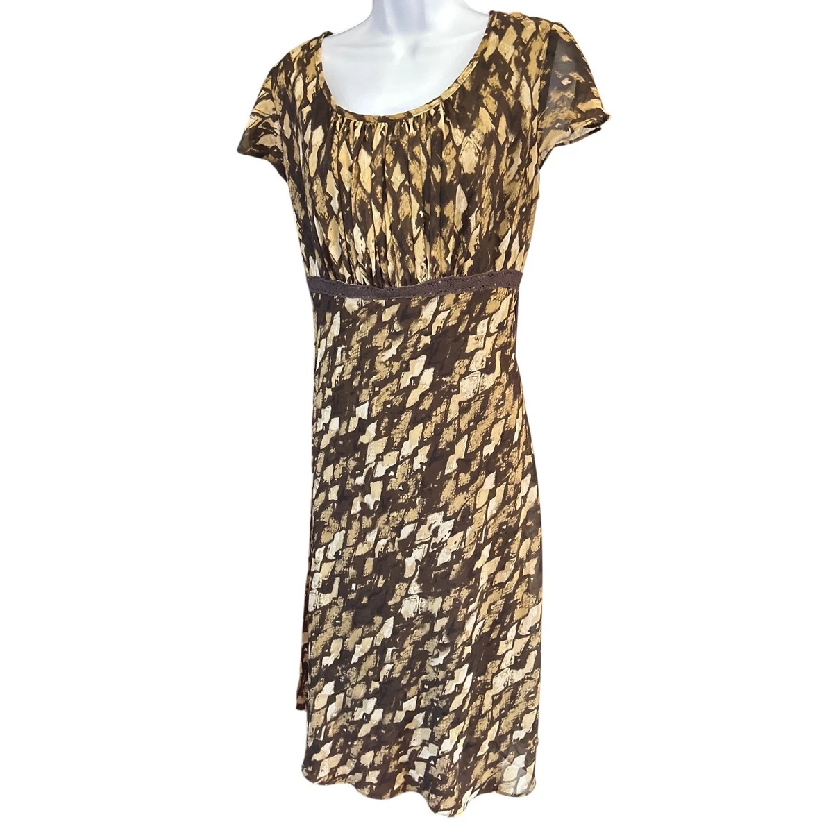 work empire waist dress 8 Modern-Day Empire-Waist Dresses With Bridgerton-Style Flair