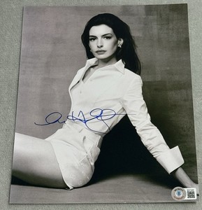 Anne Hathaway Signed | eBay
