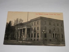 FOREST CITY IOWA - 1907-1915 ERA POSTCARD - OLD WALDORF COLLEGE