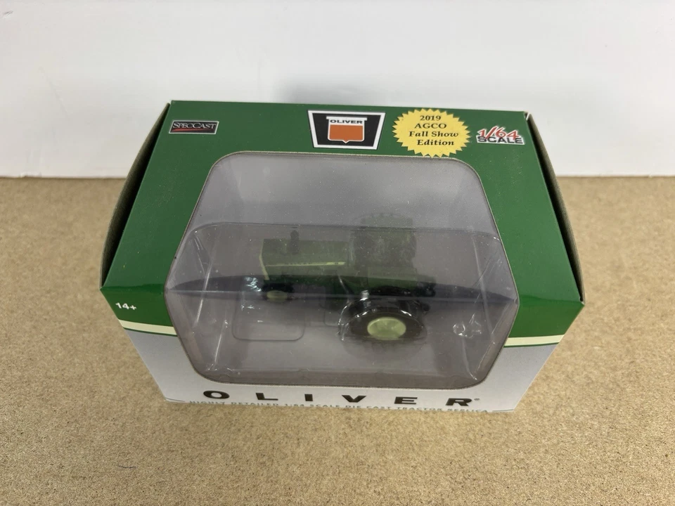 Oliver 1800 2019 Farm Show Edition 1/64 Scale By SpecCast SCT737 - Image 2 of 4