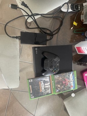 Microsoft Xbox One Console Bundle   Controller 2 Games (Far Cry 4 & Metro Redux)