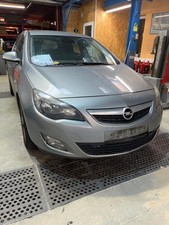 Retroviseur gauche (ou coque) Opel ASTRA