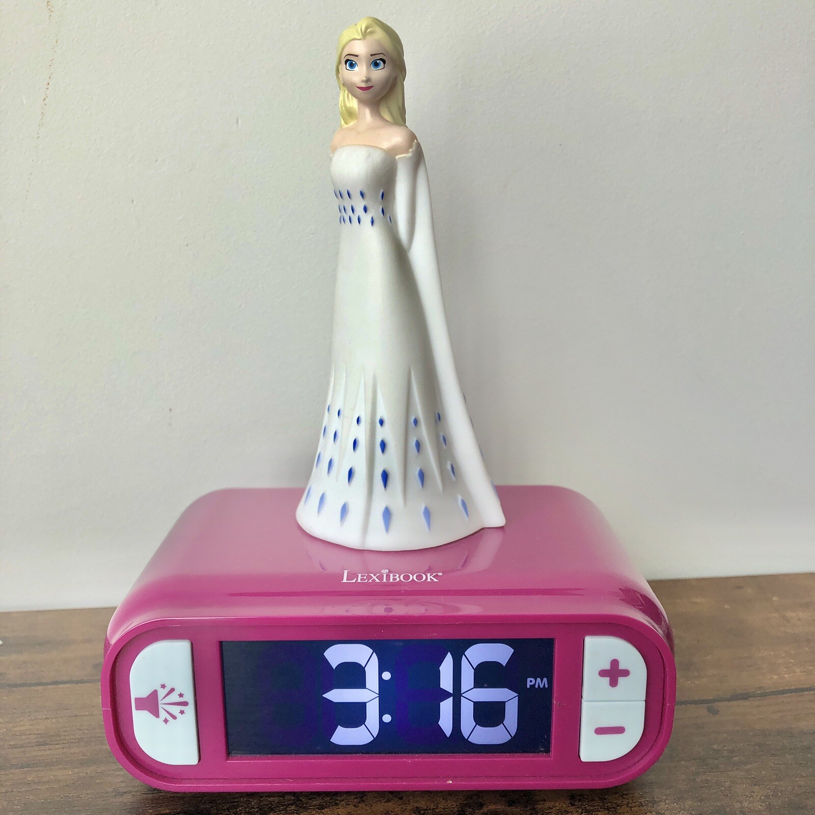 Disney Frozen 2 Elsa Kid Digital Alarm Clock Night Light Sound & Snooze Lexibook