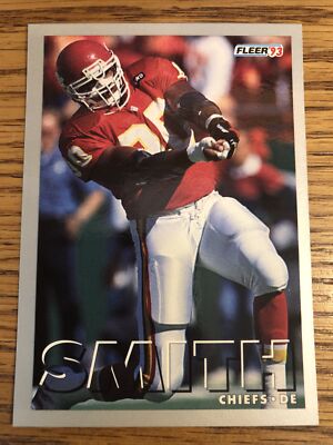 Neil Smith 1993 Fleer Chiefs Card #387   *6058*
