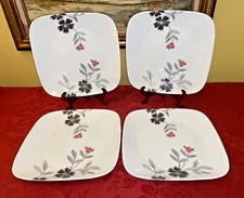 4 Corelle Corning MANDARIN Square Dinner Plates- Red & Black Flowers