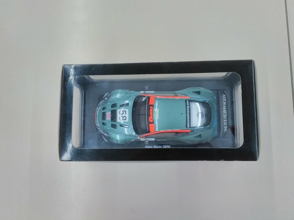 AUTOart Aston Martin DBR9 24 hrs LeMans 1:18 Scale Green