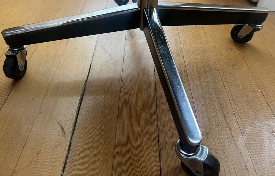 Vintage Knoll Pollock Chair Original Blue Fabric - RARE - Image 4 of 4