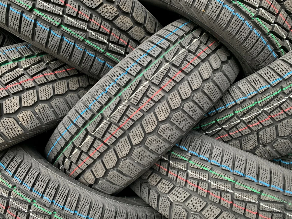 Neu Winterreifen 205/55 R16 91T Pneus  Reifen M+S  TOP ANGEBOT 