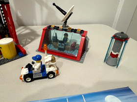 Lego City Space Center 3368 Used, Incomplete (Missing One Manual)