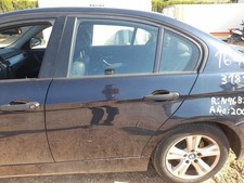 Porte arrière et accessoires BMW 318