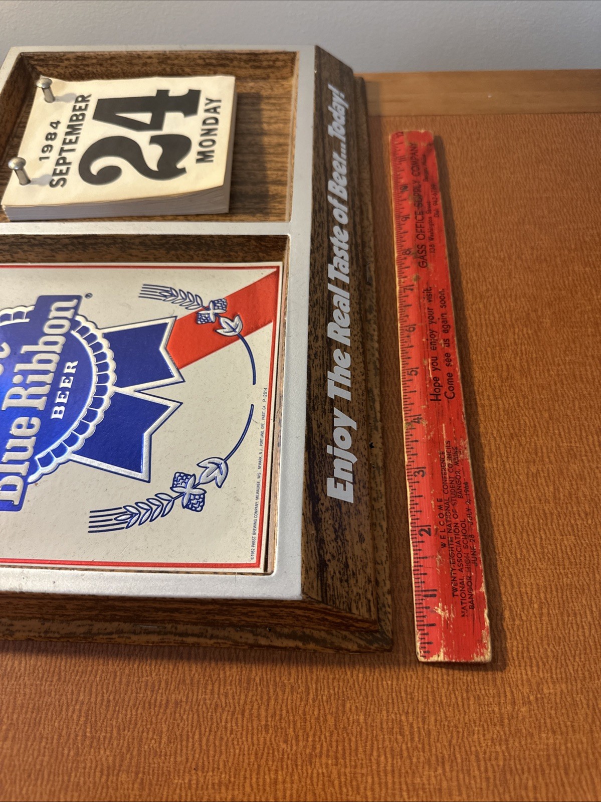 VINTAGE PABST BLUE RIBBON BEER CALENDAR SIGN 1984 Calendar Pages