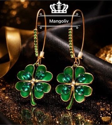 NIB Betsey Johnson Gold Tone Green Metallic Shamrock 4-Leaf Clover Drop Earrings