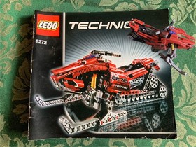 LEGO Technic 8272, two-in-one, Bulldozer & Snowmobile Set; 331 pc., adult Owned