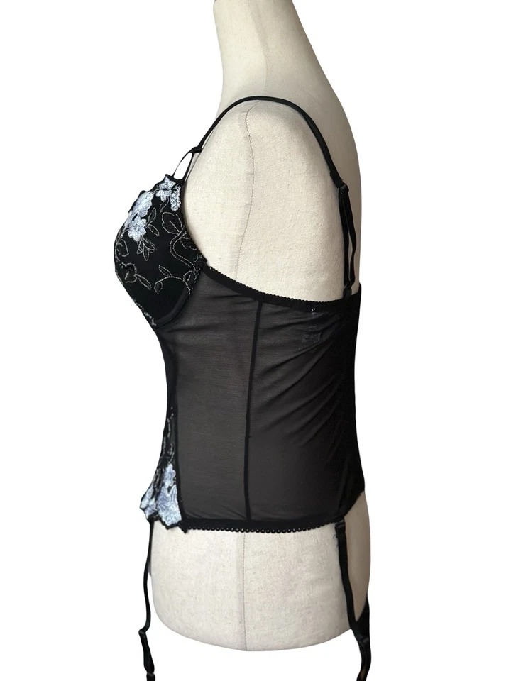 Delicados corsé de malla transparente deshuesado y liga talla M negro blanco bordado flores Foto 4 de 4