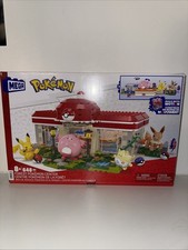 MEGA Pokémon Forest Pokémon Center Building Playset 648pcs 8+ HNT93