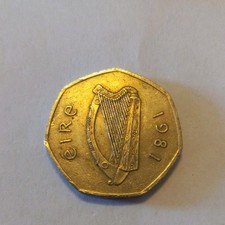 1981 Ireland Eire 50 Pence Coin, Woodcock Bird Irish Harp