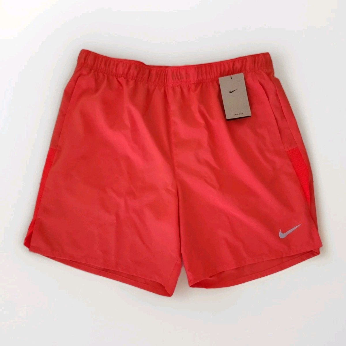 DHD レッド ショートボード NEW Men's Size L Nike 7” Challenger Lined Shorts Bright Crimson