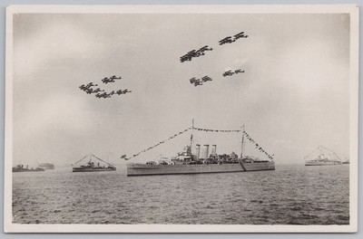 ROYAL NAVY Flotte Luftwaffenflugzeug beim Jubiläumsrückblick RP Postkarte