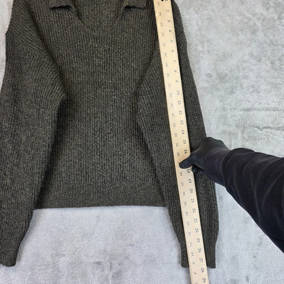 Женский свитер Uniqlo C маленький зеленый шерстяная смесь вязаный пуловер с воротником и V-образным вырезом - Изображение 4 из 4