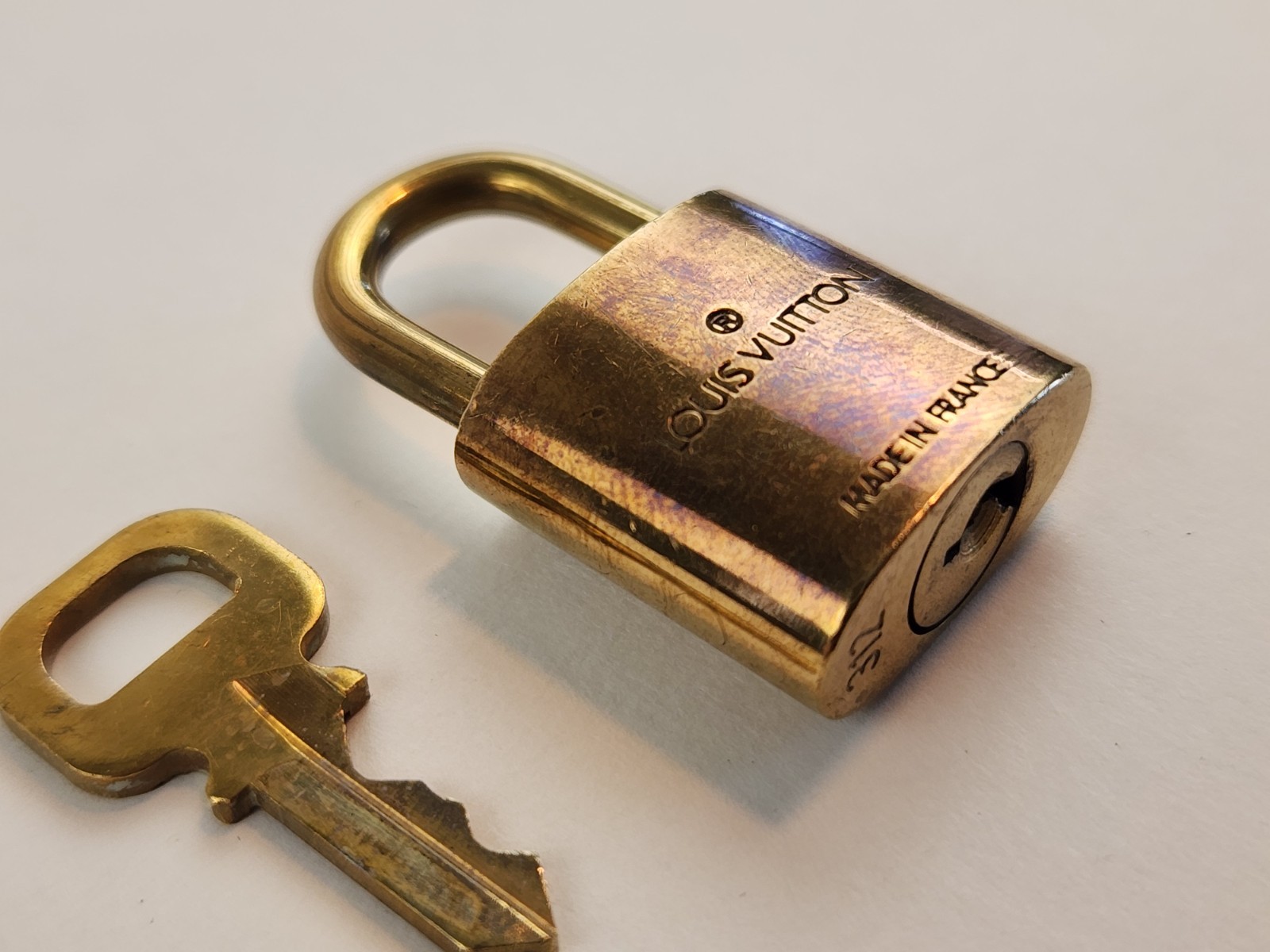 Authentic Louis Vuitton PadLock Solid Lock Key Br… - image 17