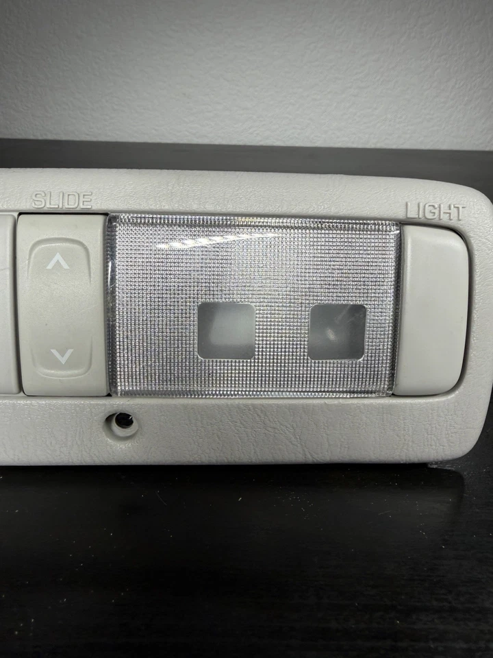 2003-2008 Pontiac Vibe Matrix teto cúpula cúpula mapa luz com interruptor de teto solar - Imagem 3 de 4