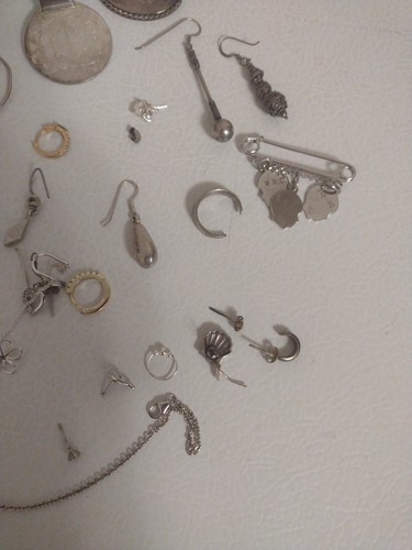 Sterling Silver 925 Scrap Jewelry Lot 68.2 grams - Picture 5 of 7