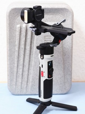 Zhiyun CRANE-M2 S Handstativ Gimbal (Kit mit Zubehör) (C020123G)