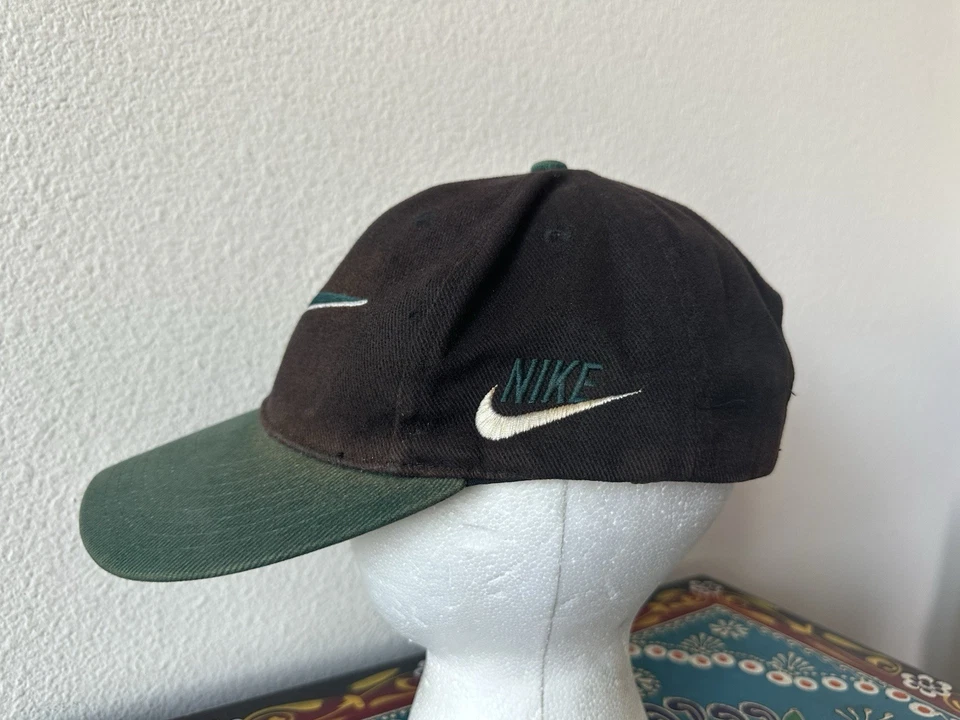 Vintage 90s Nike Swoosh Forest Green Black Snapback Hat Cap RARE Made In Taiwan - Image 2 of 4