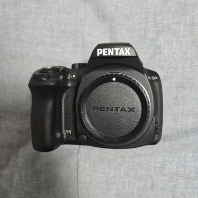 PENTAX K-50 Digital Single Lens Reflex Cámara Cuerpo Negro - Imagen 1 de 4