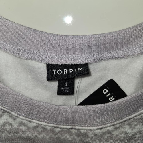 TORRID 4 4X 26 Happy Holla Days Classic Fit Sweatshirt SO SOFT Holiday Christmas - Picture 5 of 6