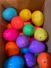 24 EMPTY PLASTIC EASTER VENDING EGGS mixed colors