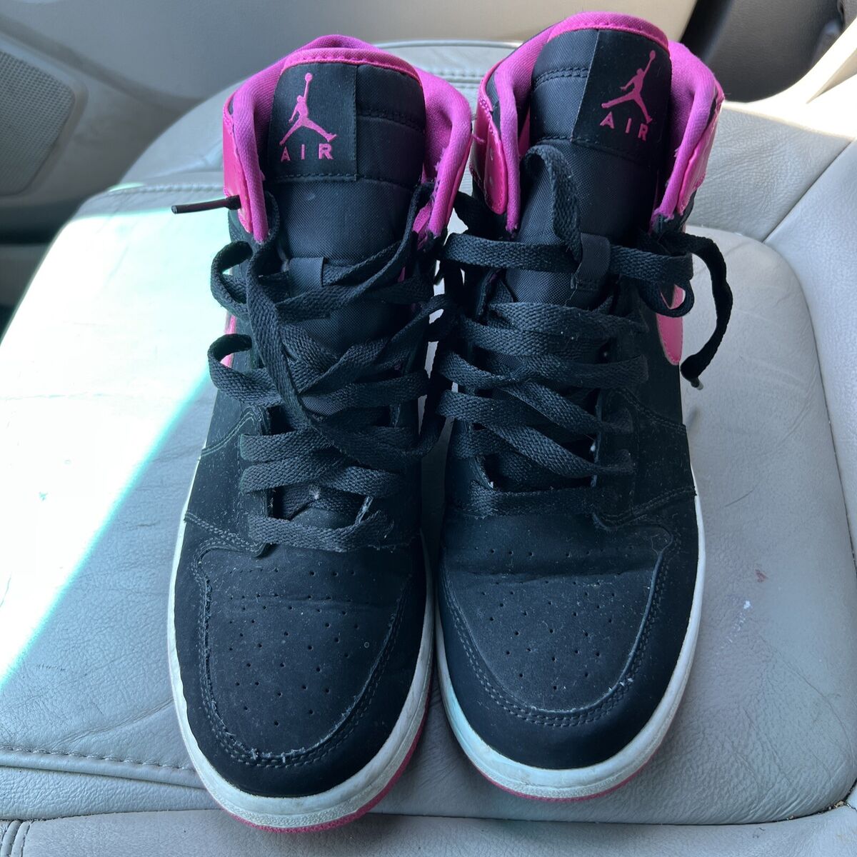 NIKE AIR JORDAN 1 RETRO HIGH 332148 008 GS BLACK 'VIVID PINK NIKE AIR JORDAN 1 RETRO HIGH 332148 008 GS BLACK 'VIVID PINK