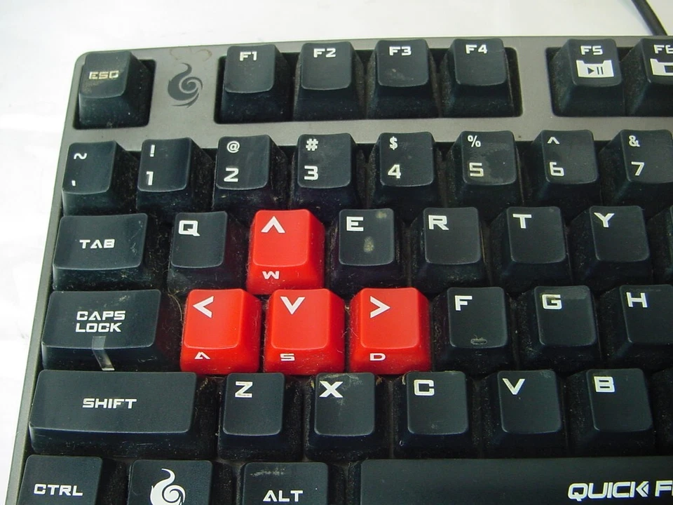 CM STORM QUICKFIRE RAPID SGK-4000-GKCL1-US KEYBOARD - Image 2 of 4