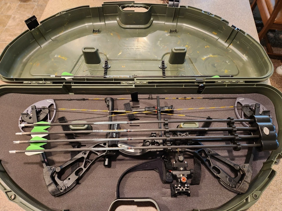 Diamante negro Bowtech Edge 320 apenas usado Foto 2 de 4