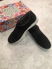 Mootsies Tootsies Black Size 8 1/2M NWOB