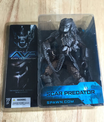 Scar Predator McFarlane AVP 2004 NIP