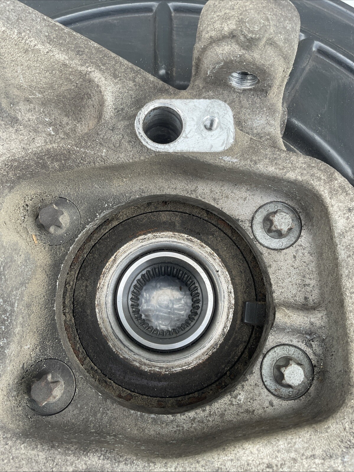 14-17 Maserati QuattroPorte Rear Right Wheel Spindle Knuckle Bearing OEM 19K