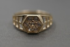 10K Solid Yellow Gold Hexagon Children Baby Kid Women Pinky Band Ring. Size 3