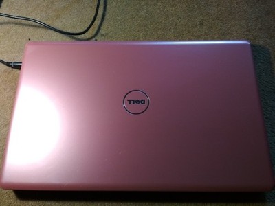 Dell Inspiron 1764-Intel(R)Core(TM)i5 M520-CPU-4x2,40GHz+8GB RAM.